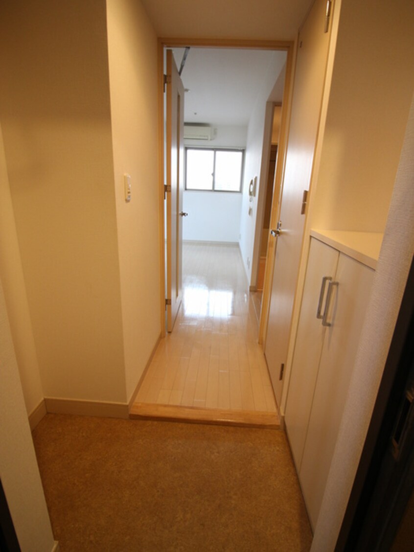 廊下 ﾌﾟﾚｻﾝｽ名古屋STATIONｻﾞ･ｼﾃｨ(303)