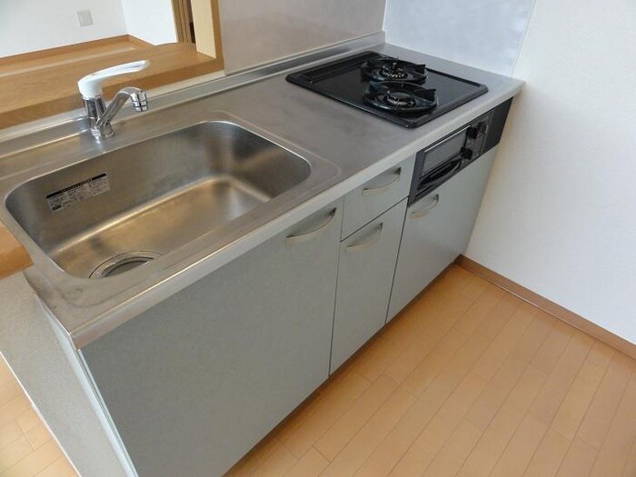 キッチン ＣＡＬＭ　ＨＡＲＡ