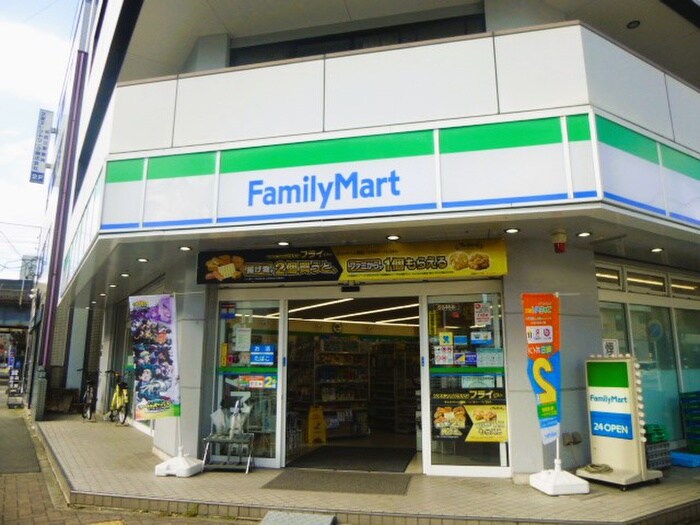 ファミリーマート谷口大曽根北店(コンビニ)まで53m ダイアパレス大曽根（203）