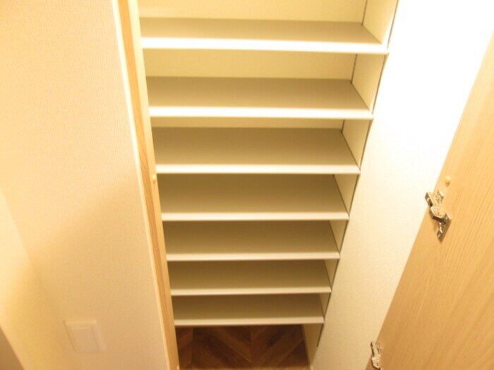 靴箱 プールリアン