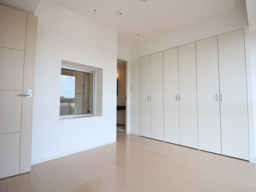 居室 ＩＺＵＭＩ１