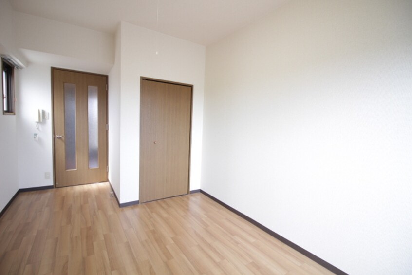 居室 コンドミニオ内田橋