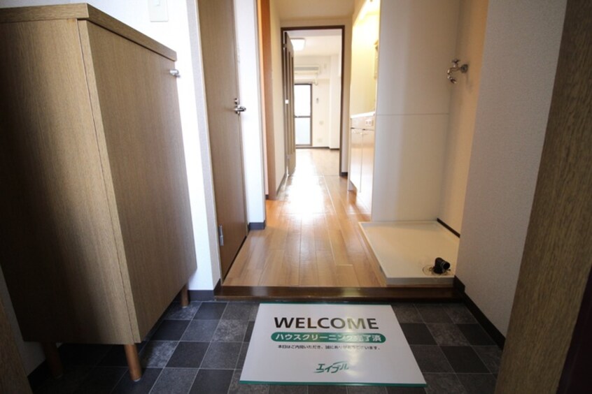 玄関 コンドミニオ内田橋