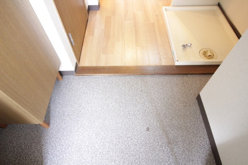 玄関 コンドミニオ内田橋