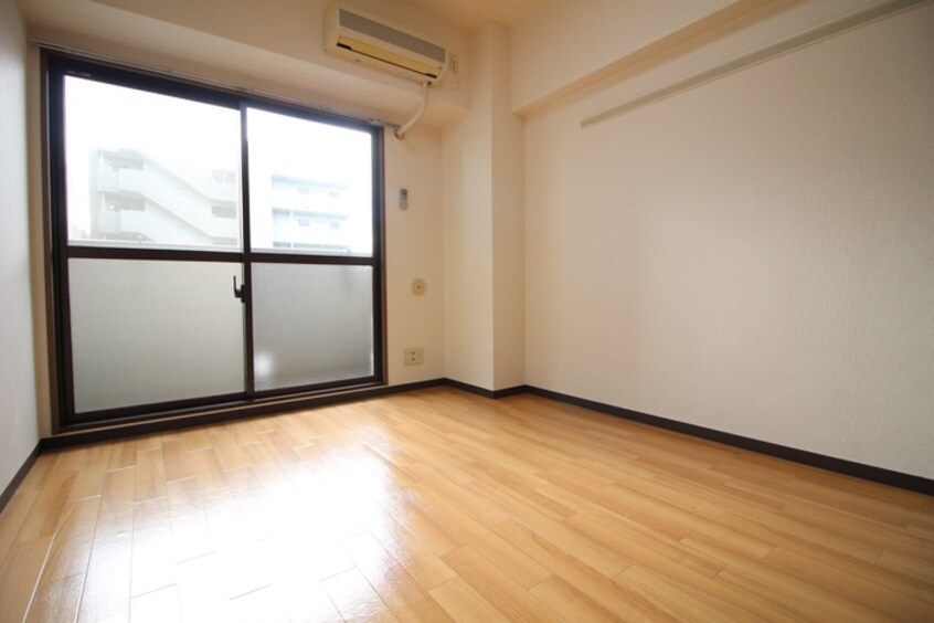 居室 コンドミニオ内田橋