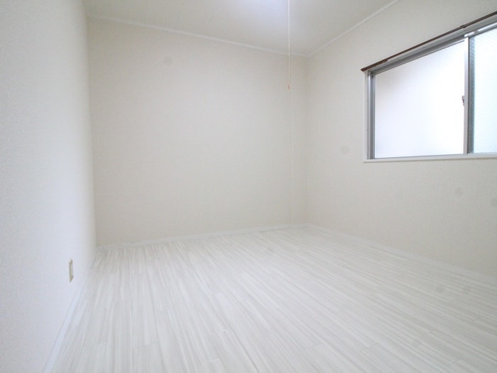 居室 パ－ルハイツ