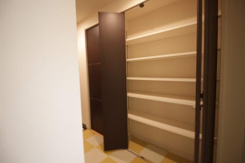 収納 メゾンド－ル栄