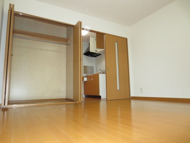 居室 ブラン・ノワール