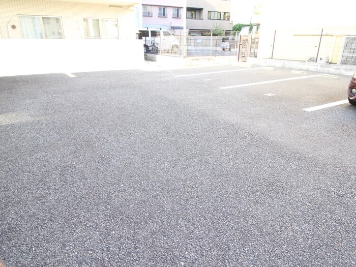 駐車場 パテオはなの木