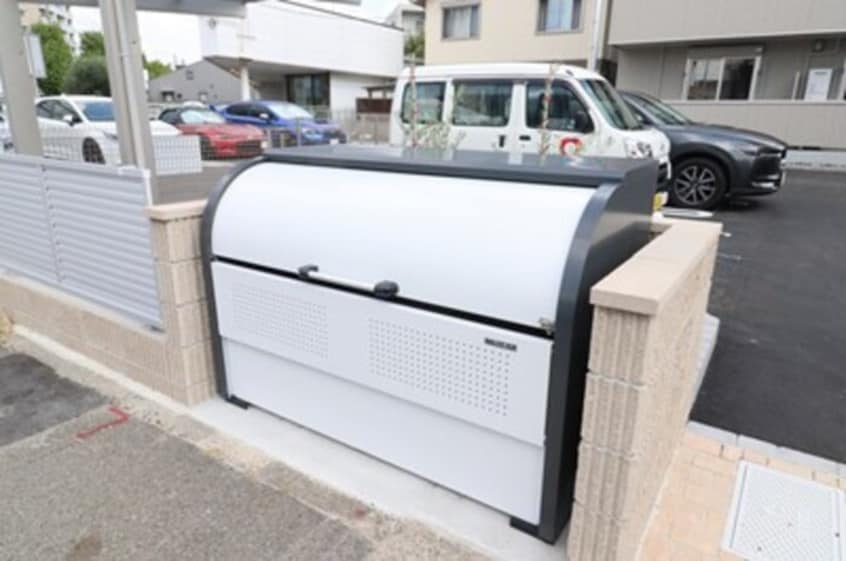 建物設備 マカオン鳥居通