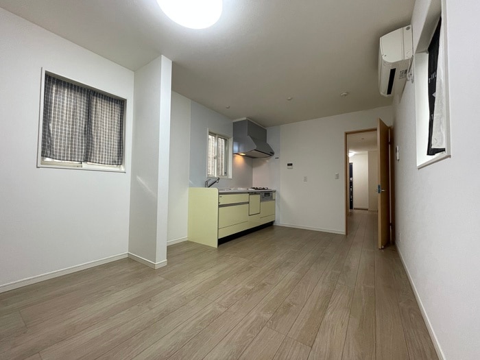 居室 三吉町戸建