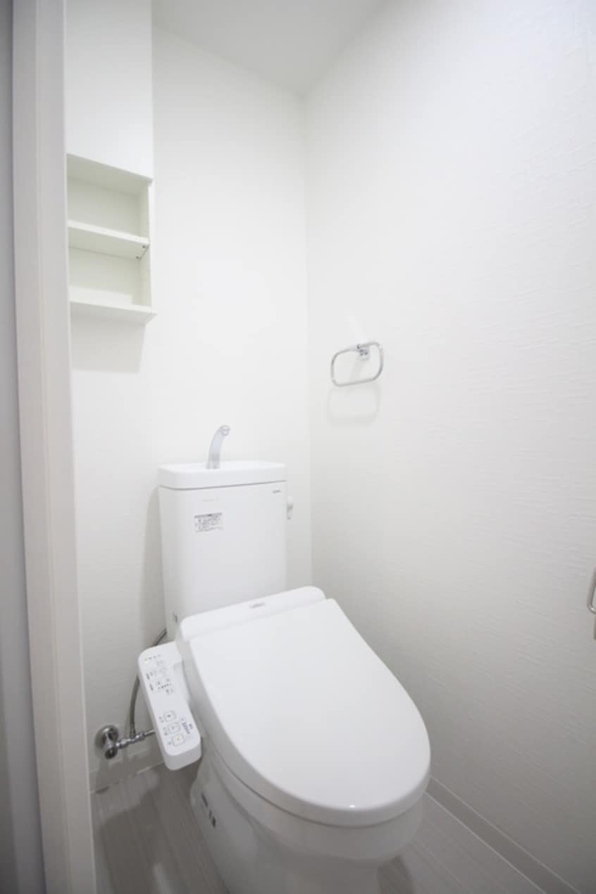 トイレ ボーデュキャナル幅下