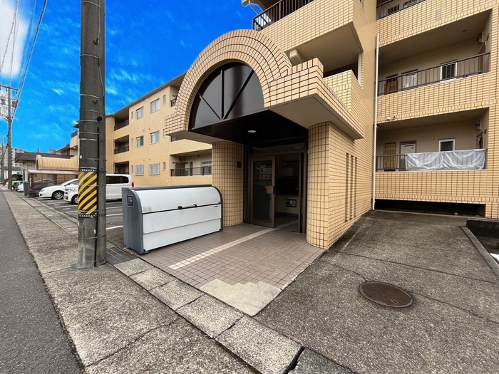 エントランス部分 第２ヒルハイツ桃山