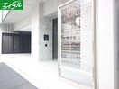 エントランス部分 SPAZIO METALLO