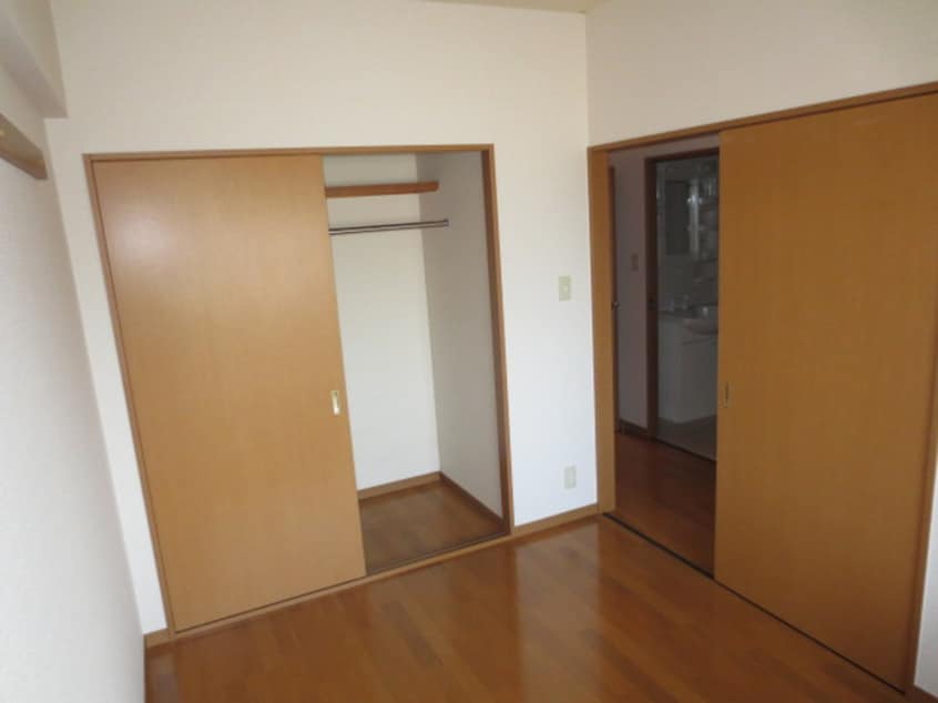 居室 メゾンプチシャトー出口 Ａ館