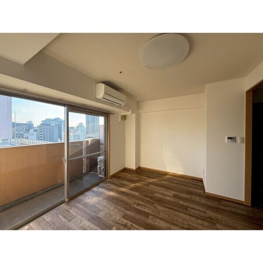 居室 プレサンス名古屋城前（1302）