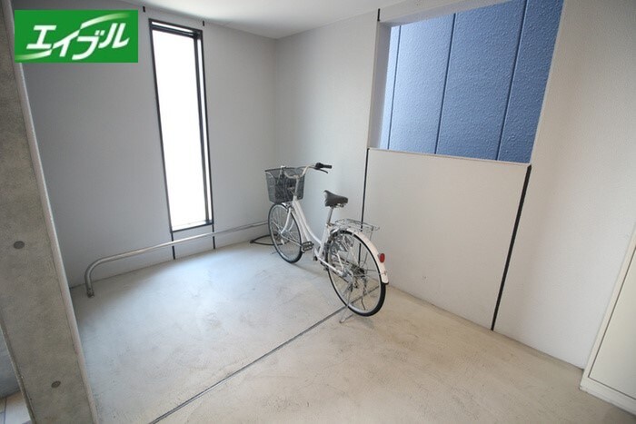 駐輪場 ディオール名駅