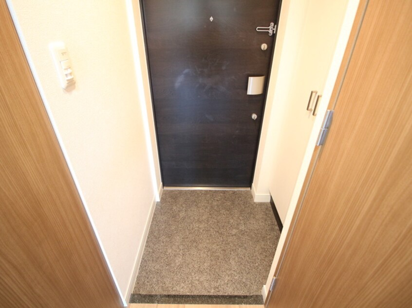 玄関 プレサンスジェネ丸の内(409)