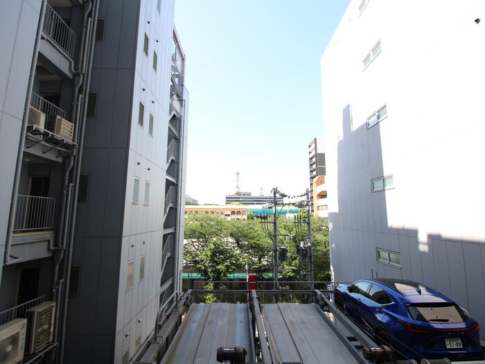 室内からの展望 プレサンスジェネ丸の内(409)