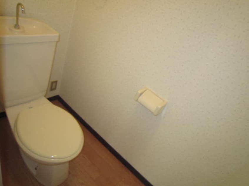 トイレ メゾン石橋