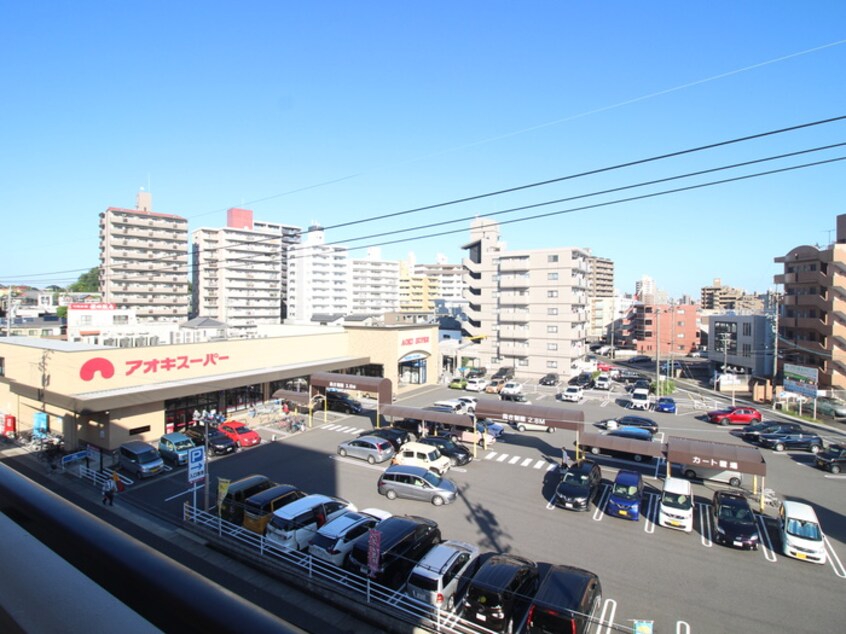 室内からの展望 ファミ－ユ西浦