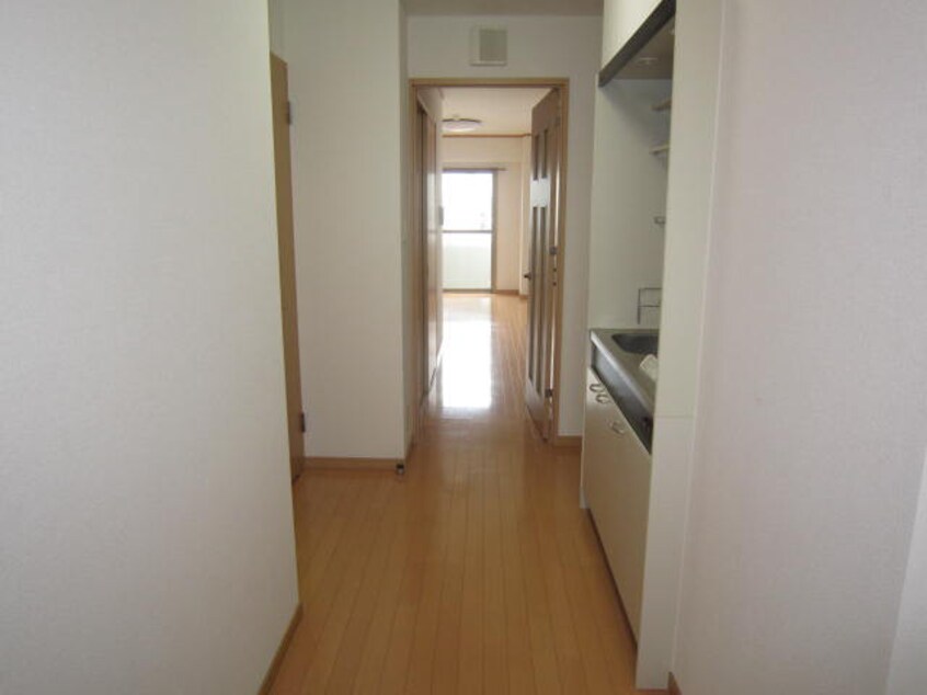 廊下 本州守山ビル