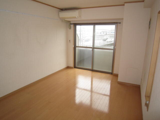 居室 本州守山ビル