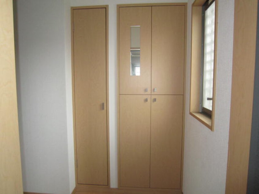 靴箱 本州守山ビル