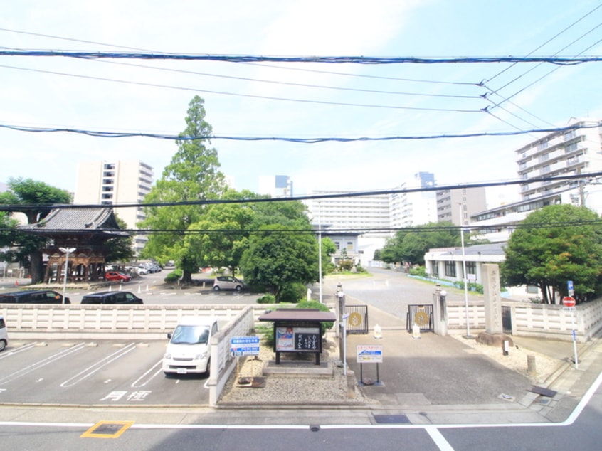 室内からの展望 ザ・ラウンジ大須