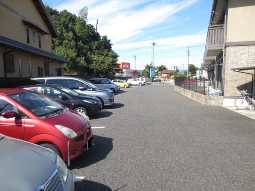 駐車場 メゾン・エム