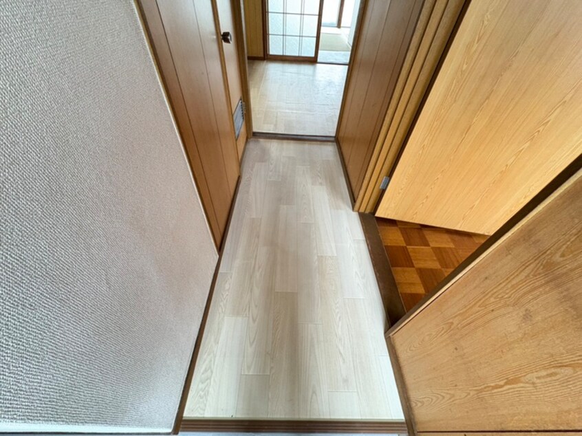 廊下 ドミ－ル梅ヶ坪