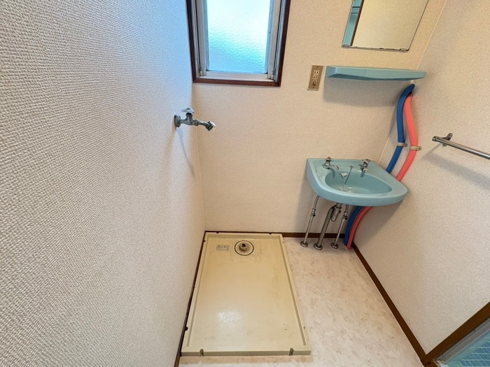 洗濯機置場 ドミ－ル梅ヶ坪