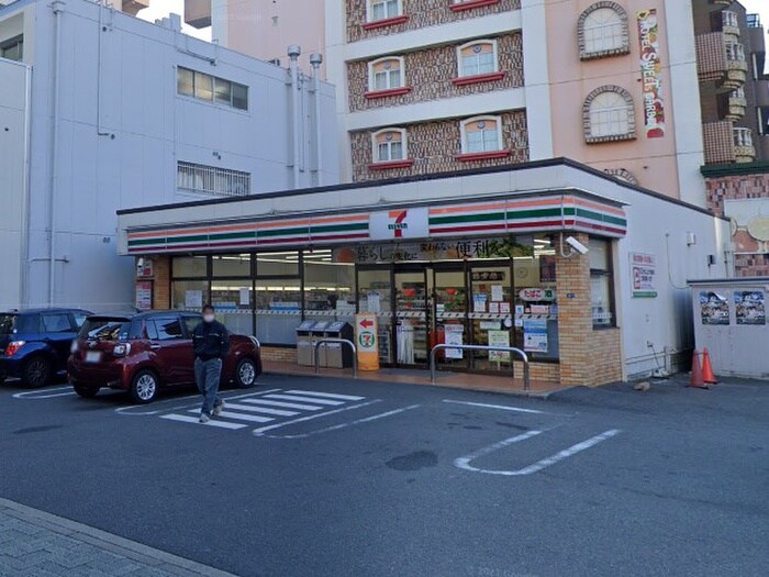 セブンイレブン名古屋栄５丁目店(コンビニ)まで240m デュオフラッツ栄