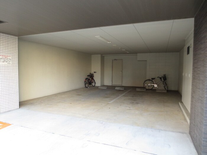 駐車場 パルティール覚王山(802)