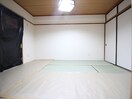 居室 カ－サ大牧