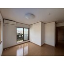 居室 比良一丁目貸家