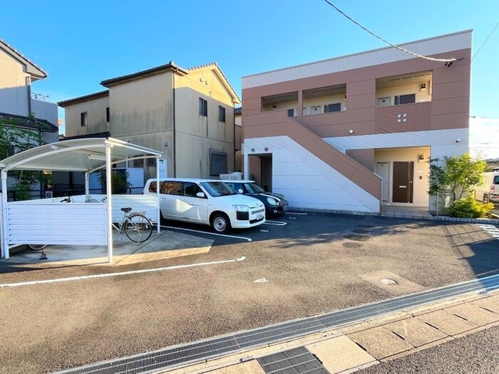 駐車場 サントハイム