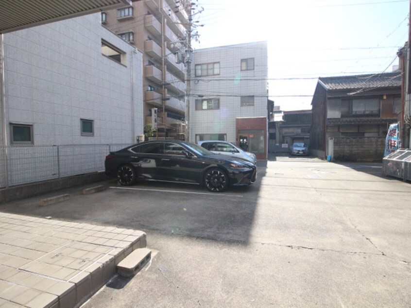 駐車場 オオタ明野ビル