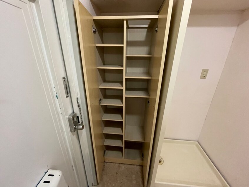 靴箱 オオタ明野ビル