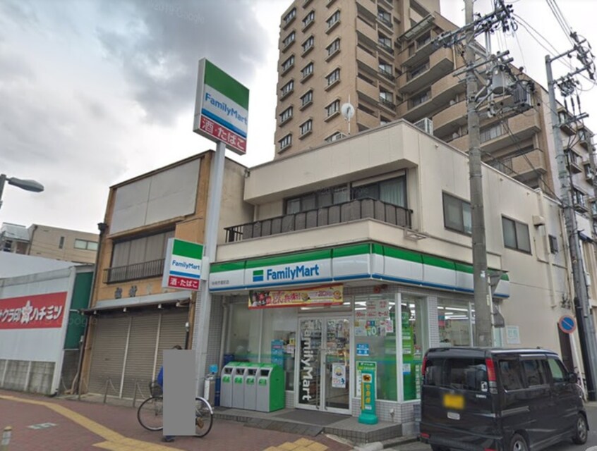 ファミリーマート 中央市場前店(コンビニ)まで45m オオタ明野ビル