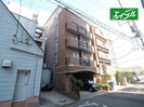 白壁セリーシア　ビズ　ミームの外観
