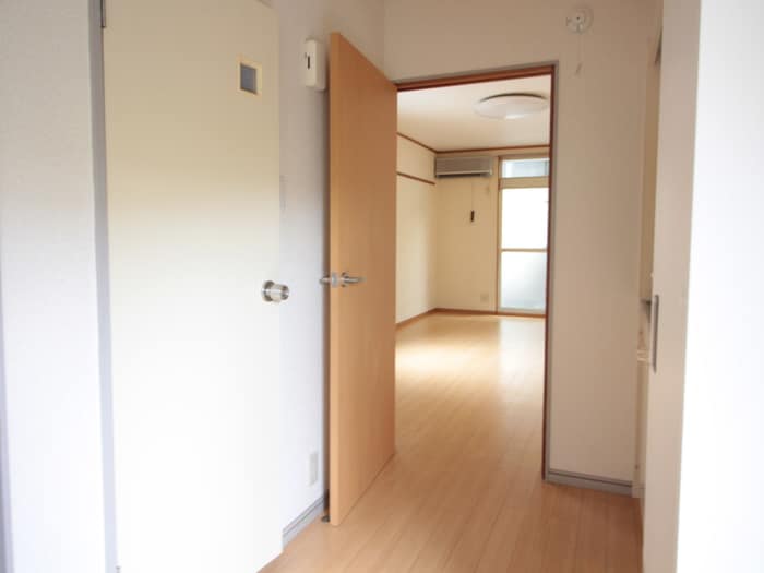 玄関 ム－ニ－朝日ＮＯ．２