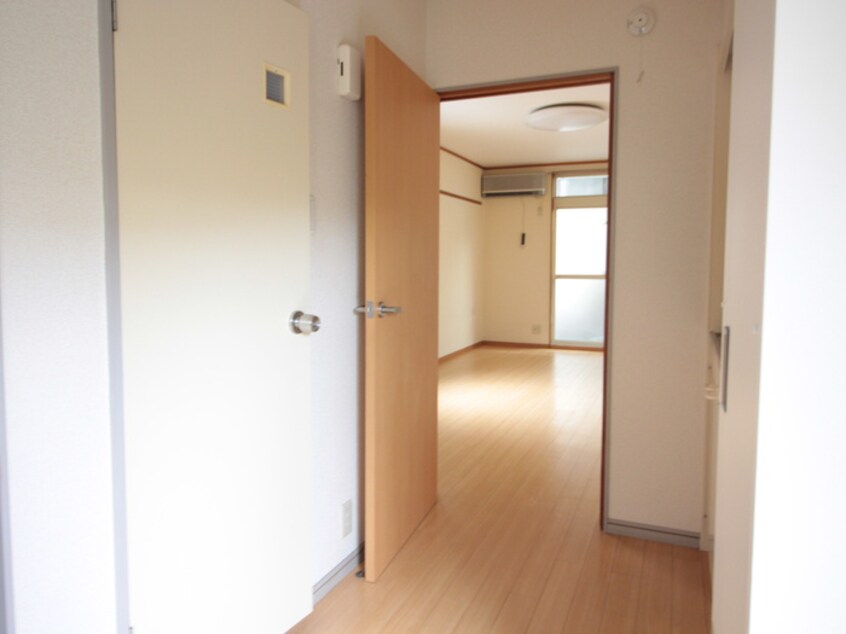 玄関 ム－ニ－朝日ＮＯ．２