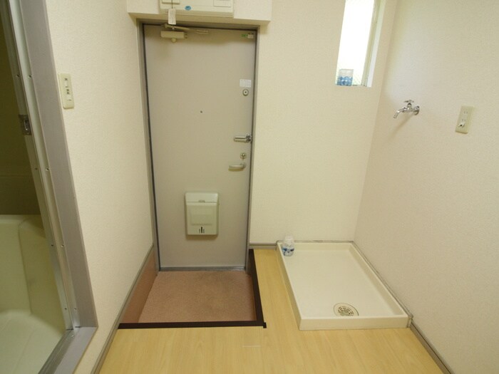 玄関 ム－ニ－朝日ＮＯ．２