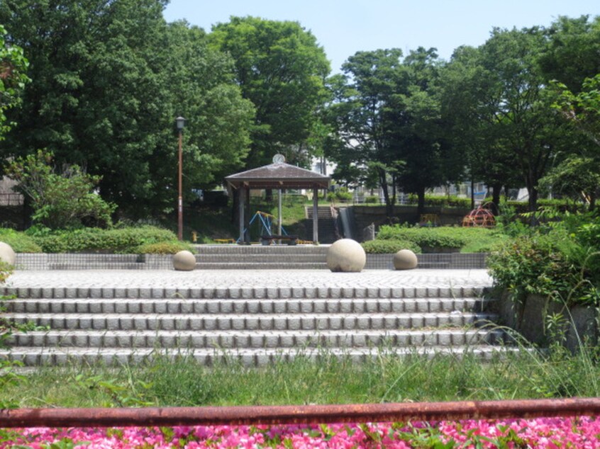 一つ山第二公園(公園)まで120m 加藤ビル