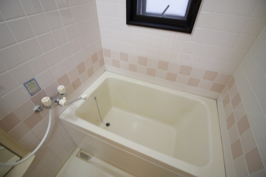 バス／シャワールーム等 ア－クヒル