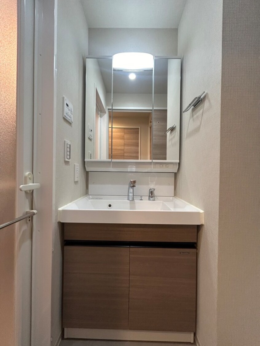 洗面 ロイジェント日吉Ⅱ