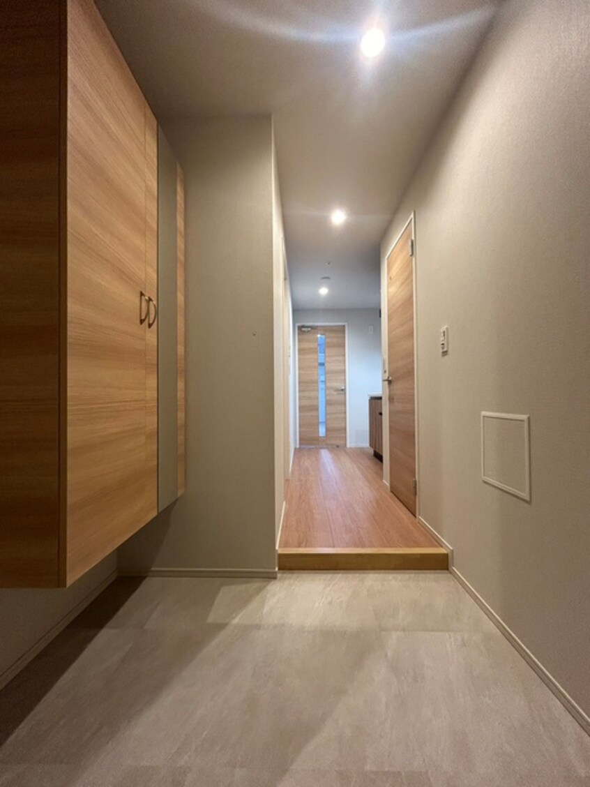 玄関 ロイジェント日吉Ⅱ