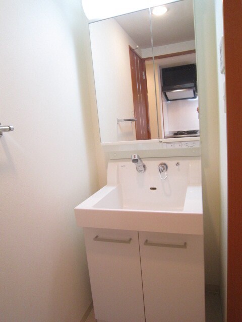 洗面 Ｗｉｎｇ Ｍａｙ Ｗｅｓｔ