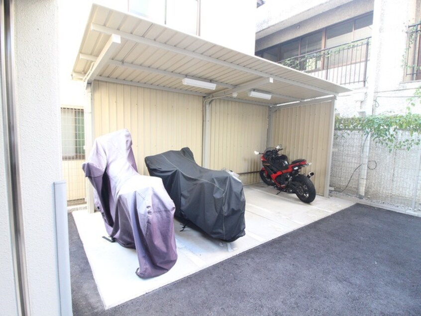 駐車場 ｴｽﾘｰﾄﾞ栄ｲｰｽﾄｽｸｴｱ(1008)